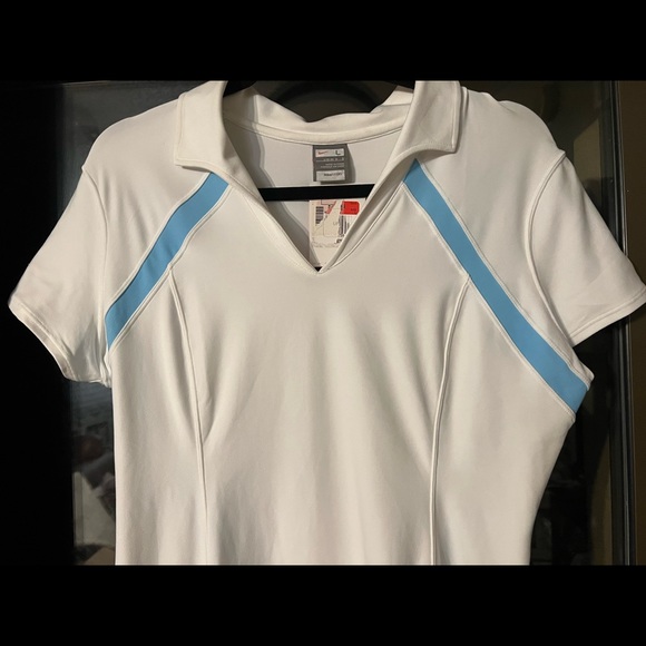 NWT LARGE LADIES NIKE TENNIS DRESS WHITE AND BLUE - Picture 3 of 4